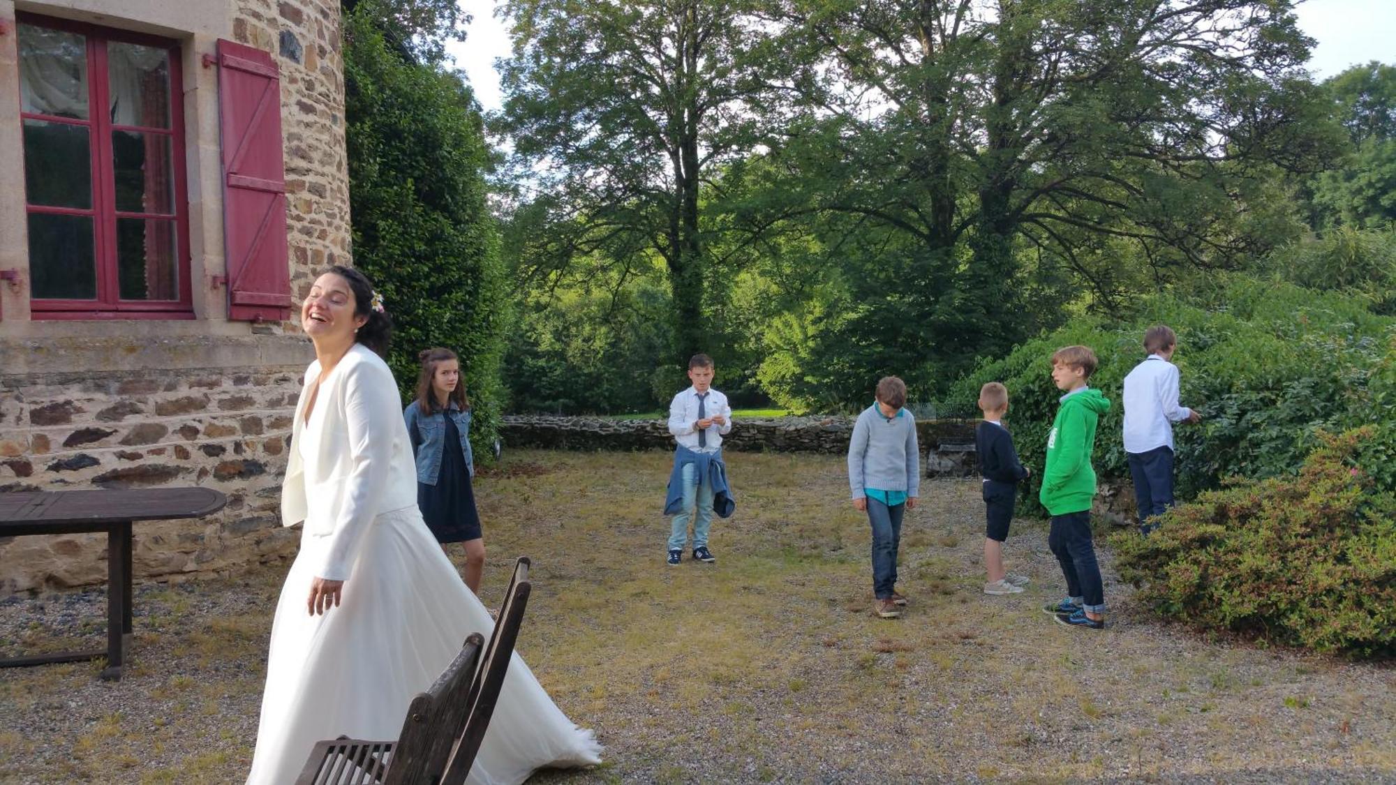 Chateau De Bellefond Lagrauliere Bagian luar foto