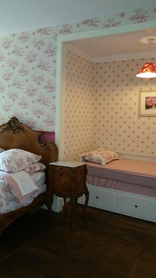 Chateau De Bellefond Lagrauliere Ruang foto